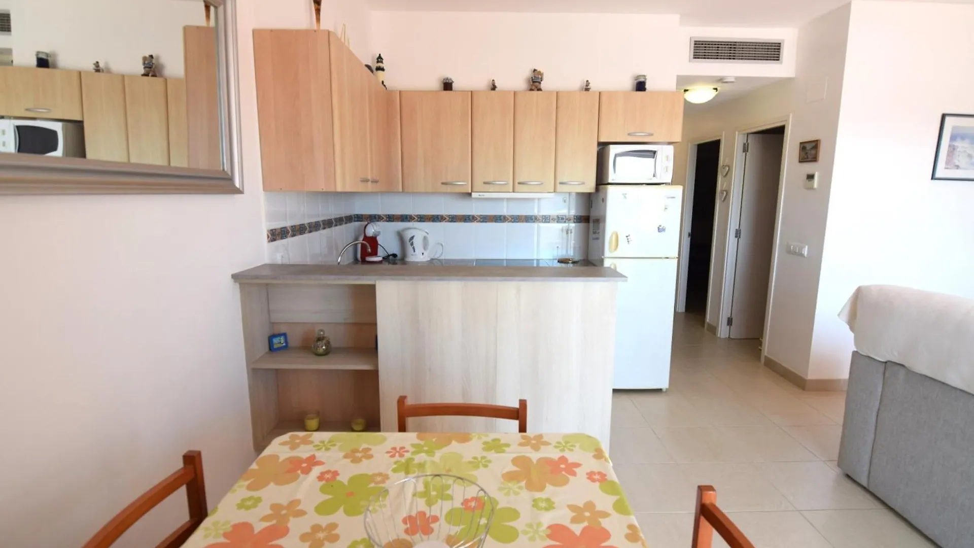 Apartment 224-Apartamento Con Vistas A Canal Y Piscina Empuriabrava