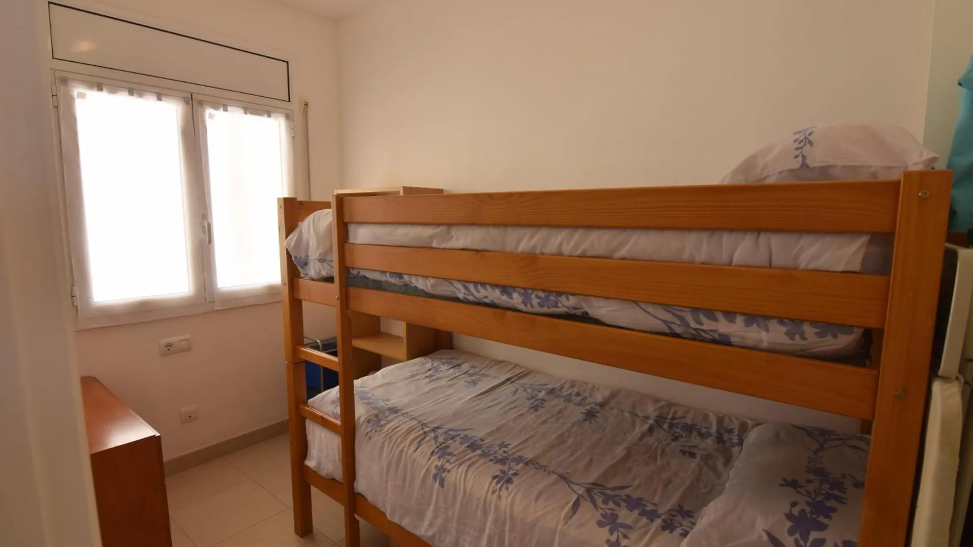 224-Apartamento Con Vistas A Canal Y Piscina Empuriabrava Apartment